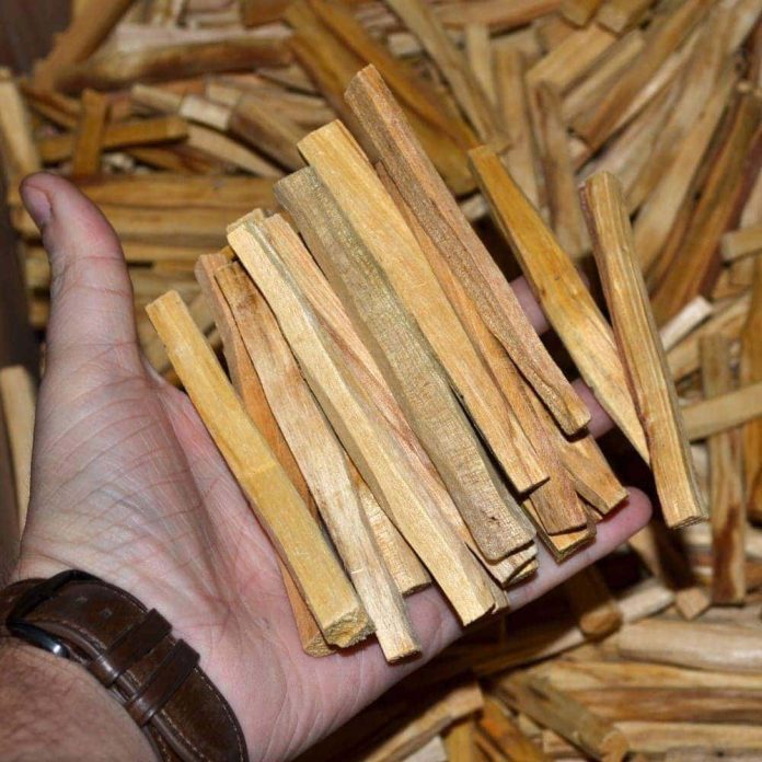 lemnul de palosanto