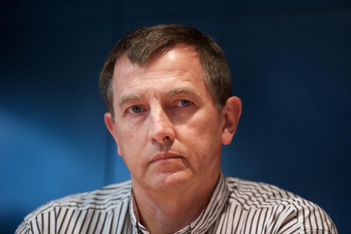 La zece ani după Colectiv: Istoria tânărului român de 15 ani care a intrat în flăcări pentru prietenul său în scaunul cu rotile, relatată de doctorul belgian care i-a oferit ajutor. La zece ani după Colectiv: Istoria tânărului român de 15 ani care a intrat în flăcări pentru prietenul său în scaunul cu rotile, relatată de doctorul belgian care i-a oferit ajutor.