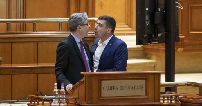 Virgil Popescu, după ce George Simion a solicitat protecție din cauza amenințărilor: „Unde ți-a dispărut îndrăzneala? Ostilitatea se întoarce”