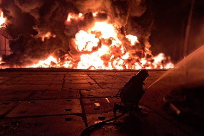 Atacuri rusești asupra porturilor ucrainene la limita cu România / Date din radarele MApN / Alertă RO-Alert în Tulcea și Galați