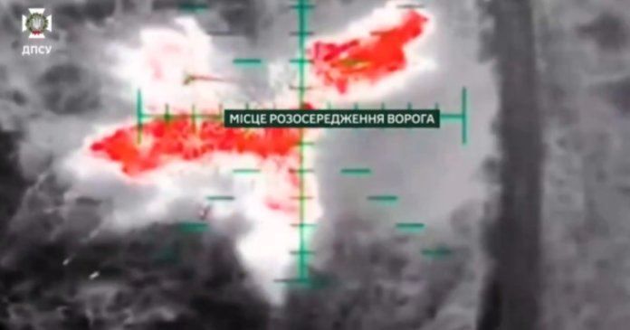 Ucraina îi trimite lui Putin „mesaje de Crăciun” prin raiduri devastatoare cu drone asupra forțelor armate.