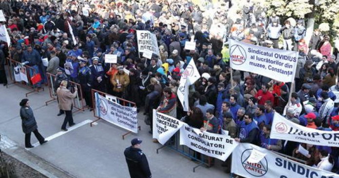 Sindicatele contestă ferm hotărârea Executivului de a opri plata primei zile de concediu medical: O limitare a dreptului la protecție socială