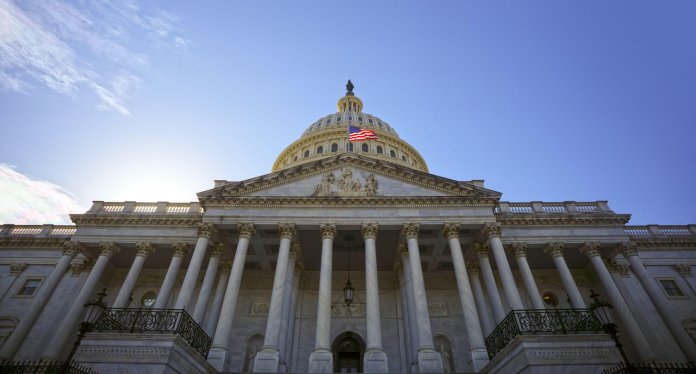 Un raport al Congresului Statelor Unite contestă anularea alegerilor din România și susține că Bruxelles-ul intervine prin cenzură în procesele electorale ale țărilor membre.