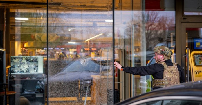 Atac armat în supermarketul din Kiev: 5 decedați și 10 răniți. Atacatorul, neutralizat de forțele...