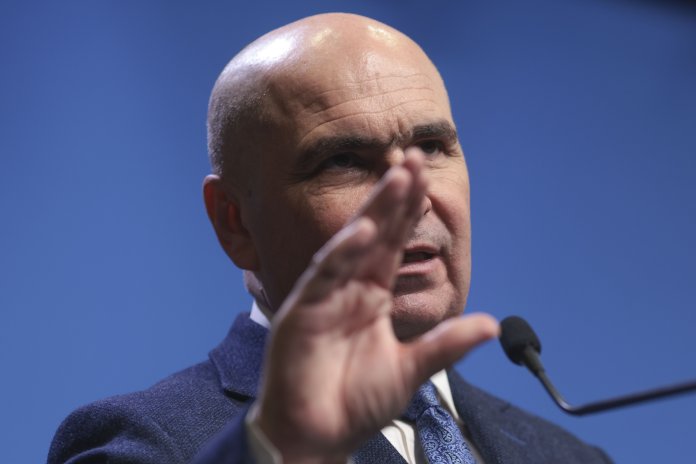 BREAKING: Realitatea Plus is allowed to keep broadcasting. Bucharest Court of Appeal halts CNA ruling.