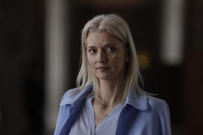 Alina Gorghiu declară câți liberali sunt în executivul Veștea. Lista cu miniștri va fi făcută publică luni în fața Parlamentului.