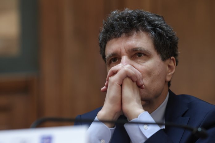 Nicușor Dan cheamă formațiunile politice la discuții astăzi. Agenda comunicată recent.