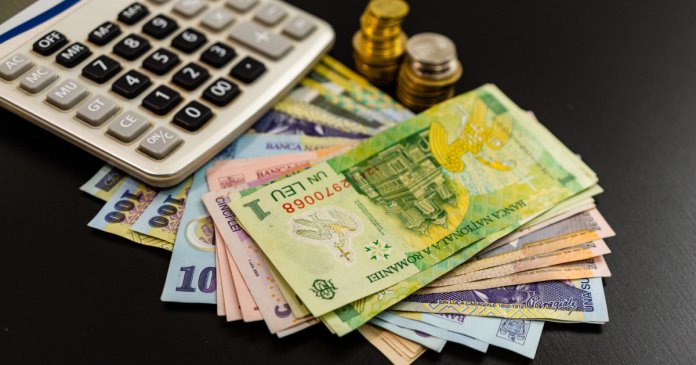 România se află pe primul loc în UE în ceea ce privește impozitarea muncii: autoritățile rețin mai mult de 40% din salariu. Cum arată...