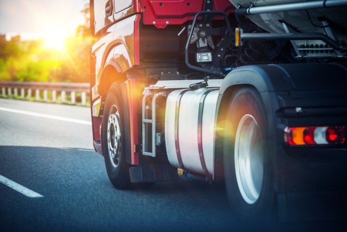 De mâine după-amiază, românii vor avea la dispoziție o nouă porțiune de autostradă. Aceasta este prima din 2023.