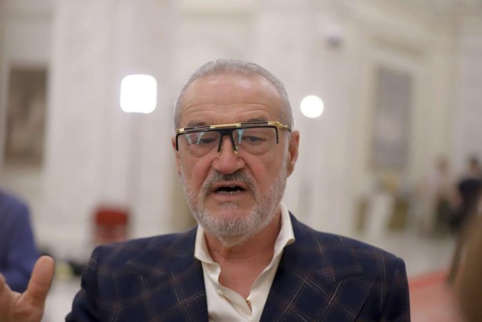„Nu-mi oferi ciocolată din start și mă supăr” – Gigi Becali, critic față de doi fotbaliști în Sepsi - FCSB: „Opinia e negativă și despre el”