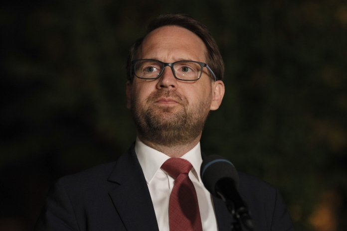 USR acuză CCR de „violare a Constituției”: Fritz declară că „CCR-PSD a justificat că sancțiunea nu se aplică mie, ci mandatului pe care îl dețin”